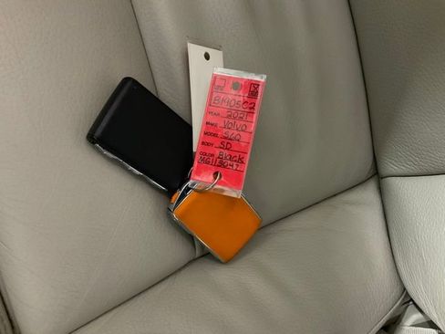 Used 2021 Volvo S60 T5 Inscription image 43