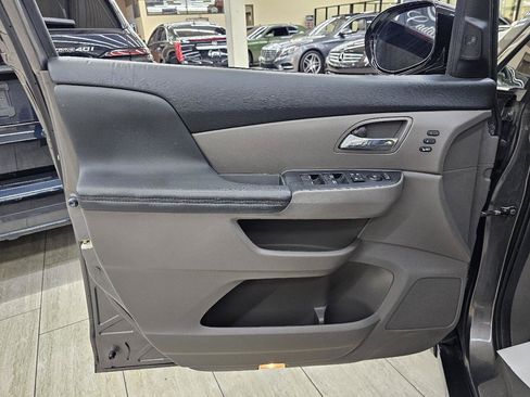 Used 2014 Honda Odyssey Touring image 41