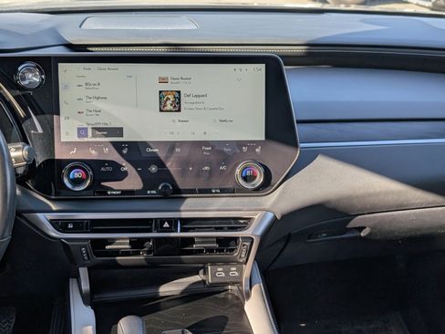 Certified 2024 Lexus RX 350 Premium image 17