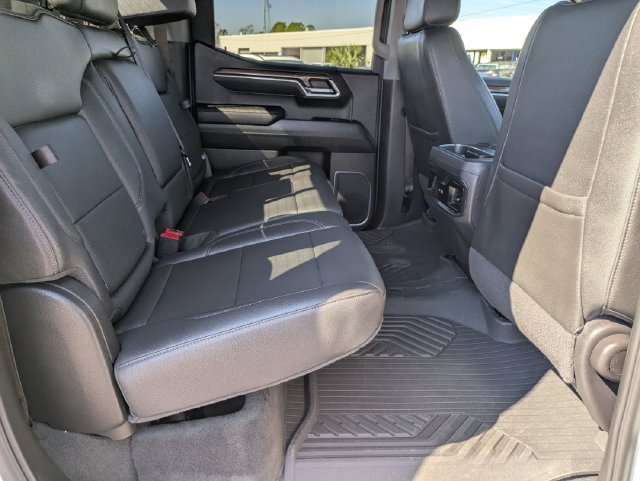 Used 2024 Chevrolet Silverado 1500 LT Trail Boss w/ Convenience Package II AWD/4WD image 26