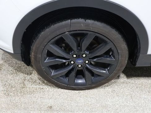 Used 2019 Ford Escape SE image 9