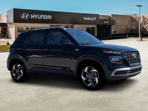 New 2026 Hyundai Venue SEL image 10