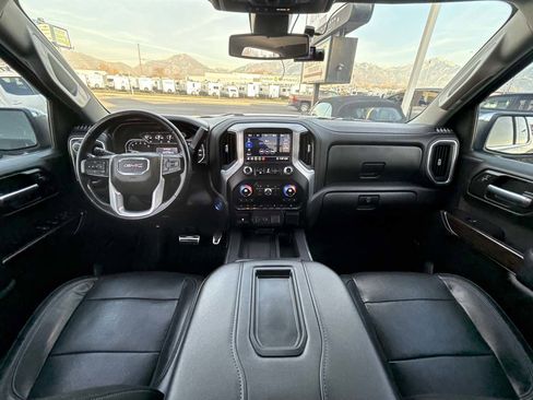 Used 2020 GMC Sierra 1500 SLT w/ SLT Premium Plus Package image 17