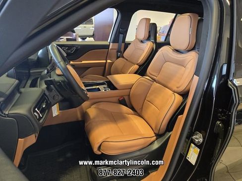 New 2026 Lincoln Aviator Black Label AWD/4WD image 5