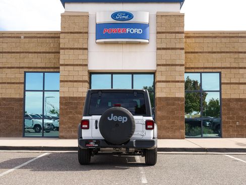 Used 2022 Jeep Wrangler Sport S image 7