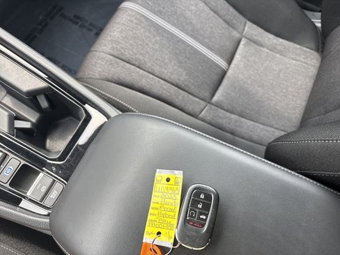 Used 2023 Honda Accord Sport image 30