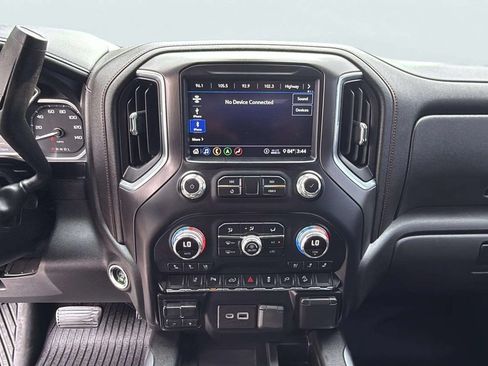 Used 2020 GMC Sierra 2500 AT4 w/ AT4 Premium Package AWD/4WD image 12