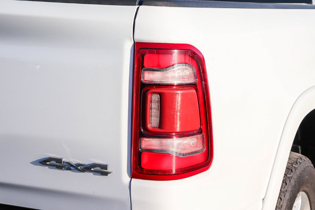 Used 2022 RAM 1500 Laramie AWD/4WD image 10