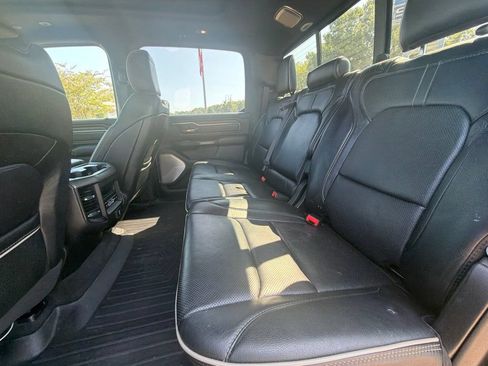 Used 2020 RAM 1500 Limited w/ Black Appearance Package AWD/4WD image 6