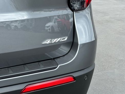 Used 2025 Ford Explorer ST-Line image 28