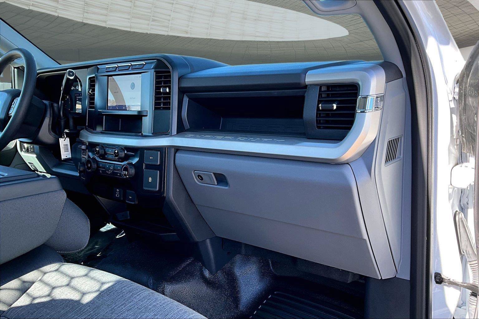 New 2024 Ford F550 2WD Regular Cab Super Duty image 27