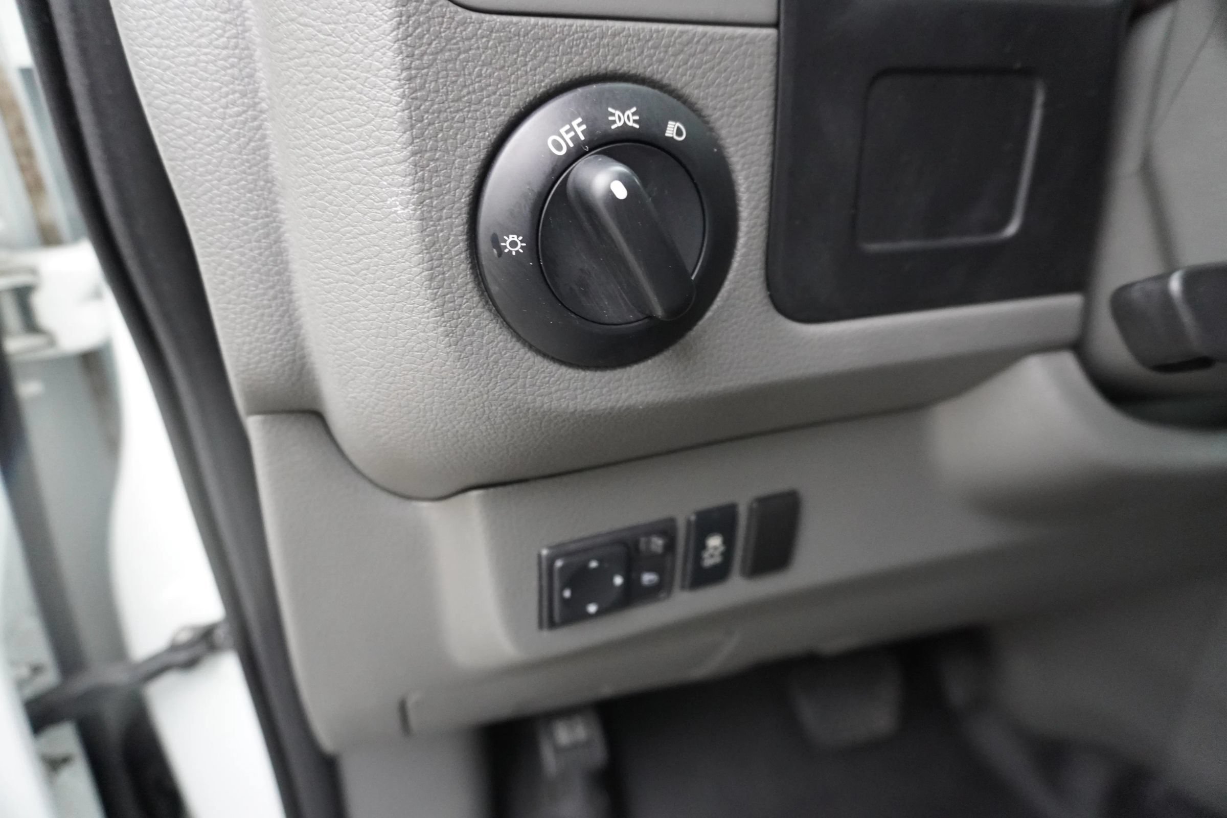 Used 2017 Nissan NV 2500 S w/ Power Basic Package RWD image 17