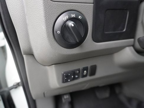 Used 2017 Nissan NV 2500 S w/ Power Basic Package image 17