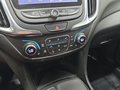 Used 2019 Chevrolet Equinox LT AWD/4WD image 24