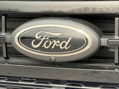 Certified 2023 Ford F150 Platinum w/ Equipment Group 701A High image 12