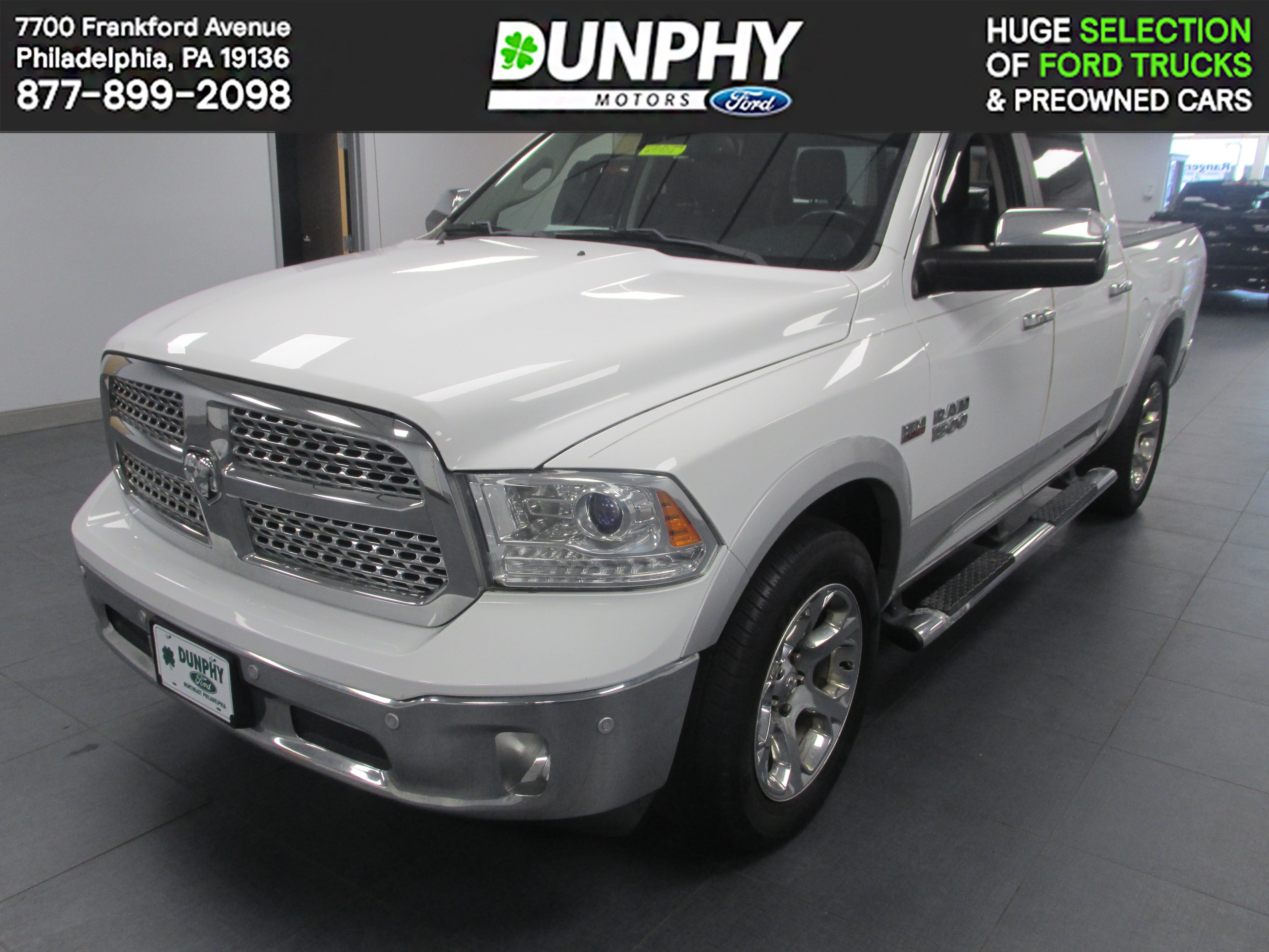 Used 2017 RAM 1500 Laramie w/ Convenience Group AWD/4WD image 1