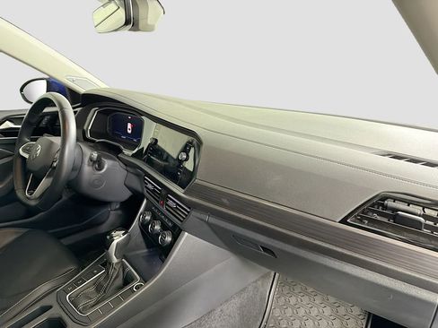 Used 2024 Volkswagen Jetta SEL image 29