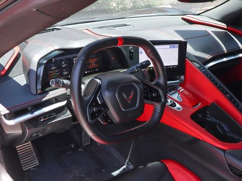 Used 2021 Chevrolet Corvette Stingray Preferred Cpe w/ Z51 Performance Package RWD image 24
