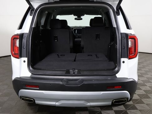 Used 2023 GMC Acadia SLE w/ Driver Convenience Package image 17