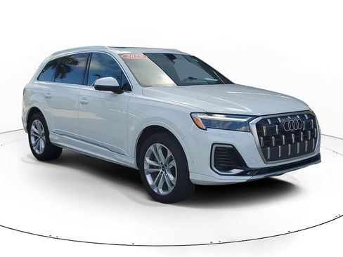 Certified 2025 Audi Q7 3.0T Premium Plus AWD/4WD image 1