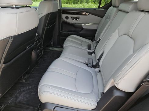 Used 2024 Honda Pilot EX-L image 29