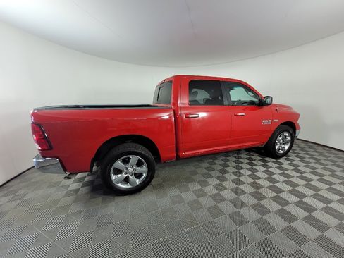 Used 2018 RAM 1500 Classic SLT AWD/4WD image 10