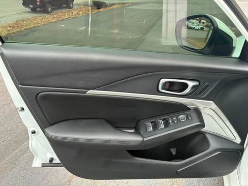 Used 2023 Acura Integra image 17