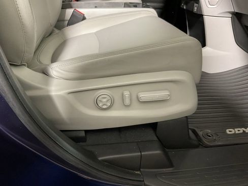 Used 2022 Honda Odyssey EX-L image 37