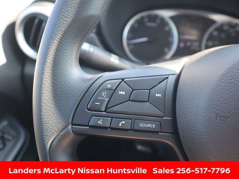 Used 2025 Nissan Versa S w/ Trunk Package image 24