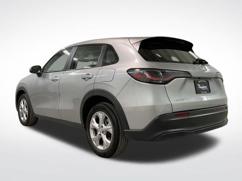 Certified 2024 Honda HR-V LX image 2