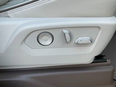 New 2026 GMC Yukon XL Denali w/ Denali Reserve Package image 21