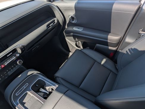 Certified 2026 Hyundai Palisade Limited AWD/4WD image 11