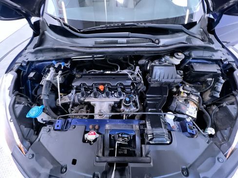 Used 2016 Honda HR-V LX image 11