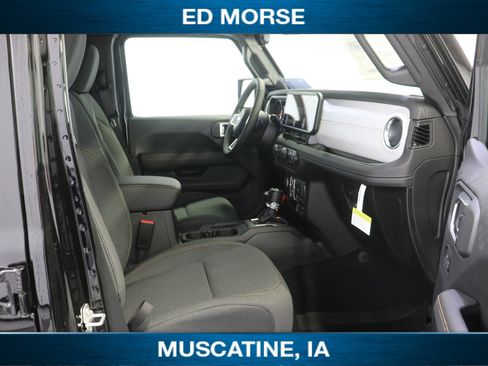 New 2024 Jeep Wrangler Sahara image 7