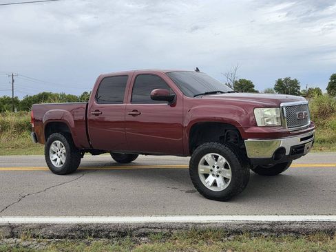 Used 2013 GMC Sierra 1500 SLT w/ SLT Convenience Package AWD/4WD image 1