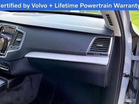 Used 2025 Volvo XC90 B5 Core AWD/4WD image 21
