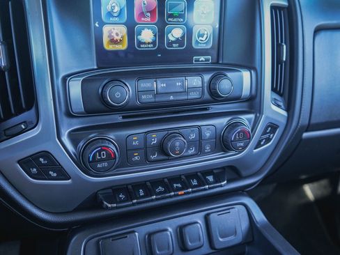 Used 2017 GMC Sierra 3500 SLT w/ Duramax Plus Package image 13