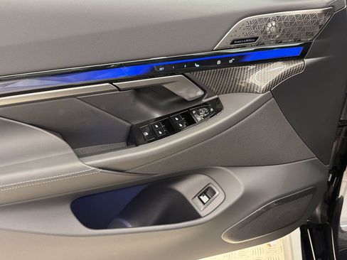 New 2027 BMW M5 Touring AWD/4WD image 14