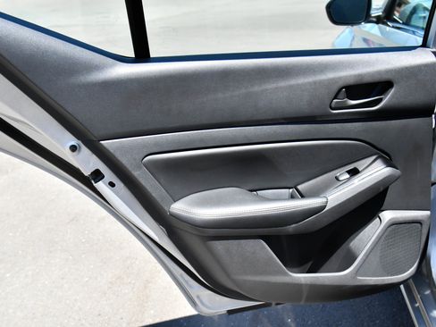 Used 2023 Nissan Altima 2.5 SV FWD image 32