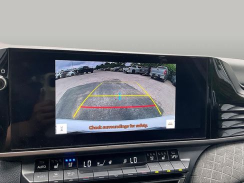 Used 2025 Toyota Camry XLE w/ Premium Package FWD image 27