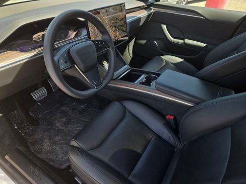 Used 2023 Tesla Model S AWD/4WD image 10