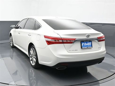 Used 2014 Toyota Avalon image 3
