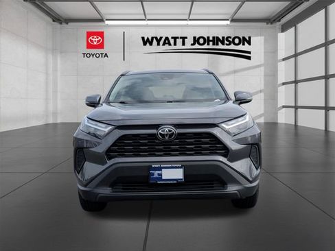 Used 2024 Toyota RAV4 XLE FWD image 8