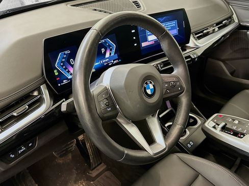 Used 2025 BMW X1 xDrive28i image 18