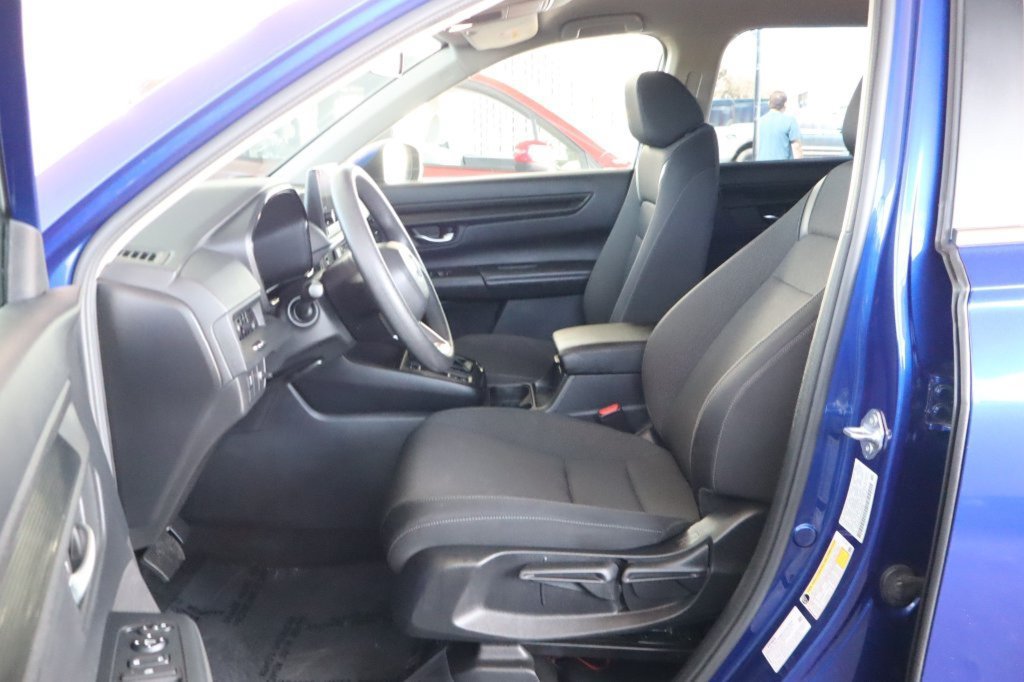 Used 2023 Honda CR-V LX image 19