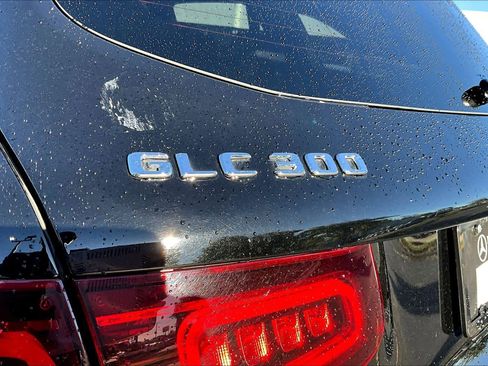 Used 2022 Mercedes-Benz GLC 300 image 9