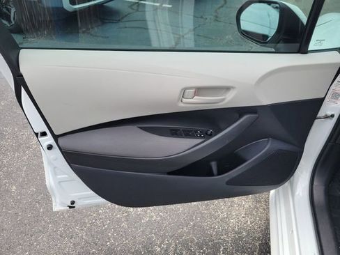 Used 2024 Toyota Corolla LE FWD image 8