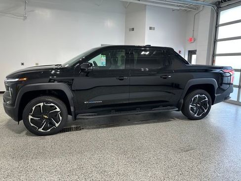 New 2026 Chevrolet Silverado EV LT w/ Premium Package image 29