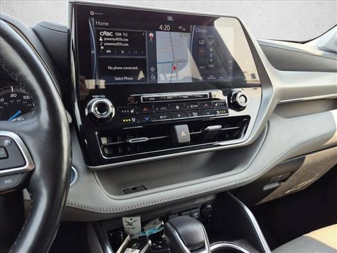 Used 2021 Toyota Highlander Platinum AWD/4WD image 17