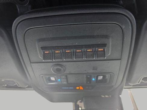 Used 2023 Ford Bronco Badlands w/ Sasquatch Package AWD/4WD image 34